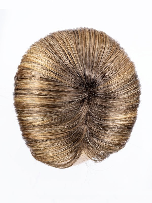 Perruque Rich Mono Ellen Wille : coupe courte dégradée et frange asymétrique, tulle cinéma discret pour un rendu naturel.