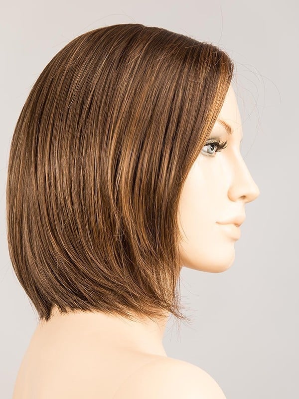 Perruque Smoke Mono Part : carré effilé moderne, frange modulable grâce au tulle cinéma, rendu naturel
