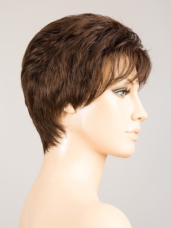 Perruque Spring Hi Hair Power : coupe pixie avec longue frange effilée, tulle cinéma pour un rendu naturel, légère et confortabl