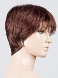Perruque Ellen Wille Stop Hi Tec : coupe courte effilée, volume naturel, effet racines foncées et mèches balayées