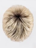 Perruque Ellen Wille Stop Hi Tec : coupe courte effilée, volume naturel, effet racines foncées et mèches balayées