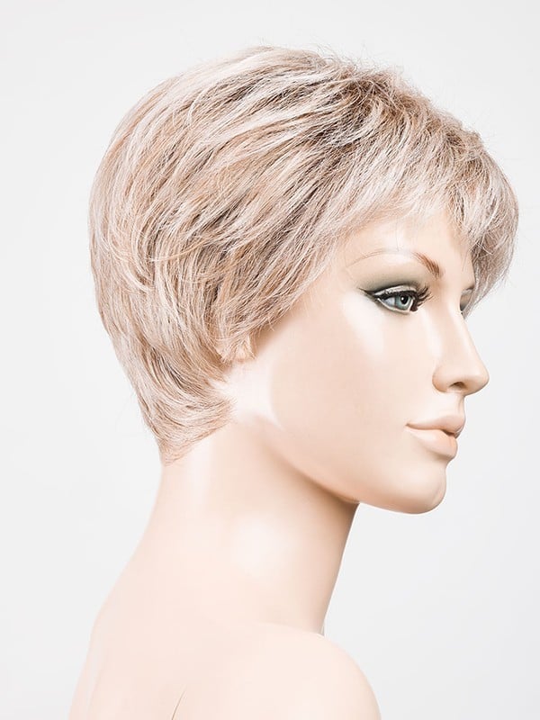 Perruque Sun Mono Ellen Wille : coupe courte dégradée, fibre thermorésistante 130°C et lace front invisible extra-long pour une 