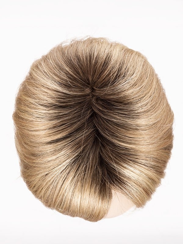 Perruque Talia Mono Part : carré court nuque dégagée, frange de côté, tulle cinéma transparent pour un rendu naturel