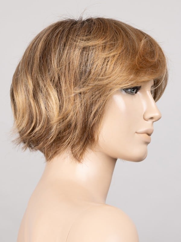 Perruque médicale Escape Soft Ellen Wille, coupe courte lisse en fibre synthétique avec lace front et bonnet fait main.