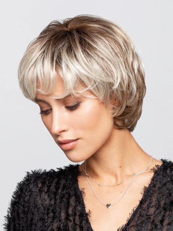 Perruque Sun Nina Gisela Mayer : bob court synthétique, frange effilée, Confort Essentiel 2