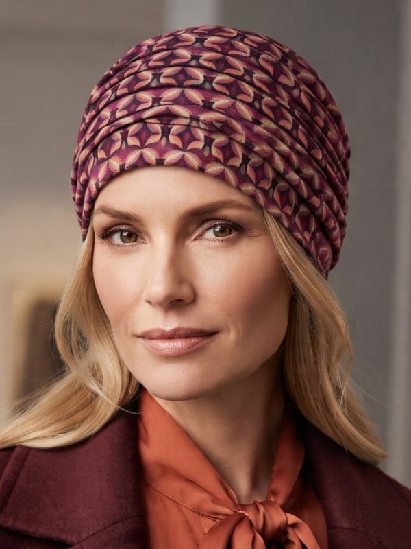 Turban Lora Volume Gisela Mayer imprimé rétro avec plis et effet volume, doublure douce en viscose de bambou