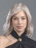 Perruque Flirt Mono Part Ellen Wille mi-longs lisse avec lace front et raie mono-filament pour un effet naturel. Découvrez les c