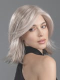 Perruque Flirt Mono Part Ellen Wille mi-longs lisse avec lace front et raie mono-filament pour un effet naturel. Découvrez les c