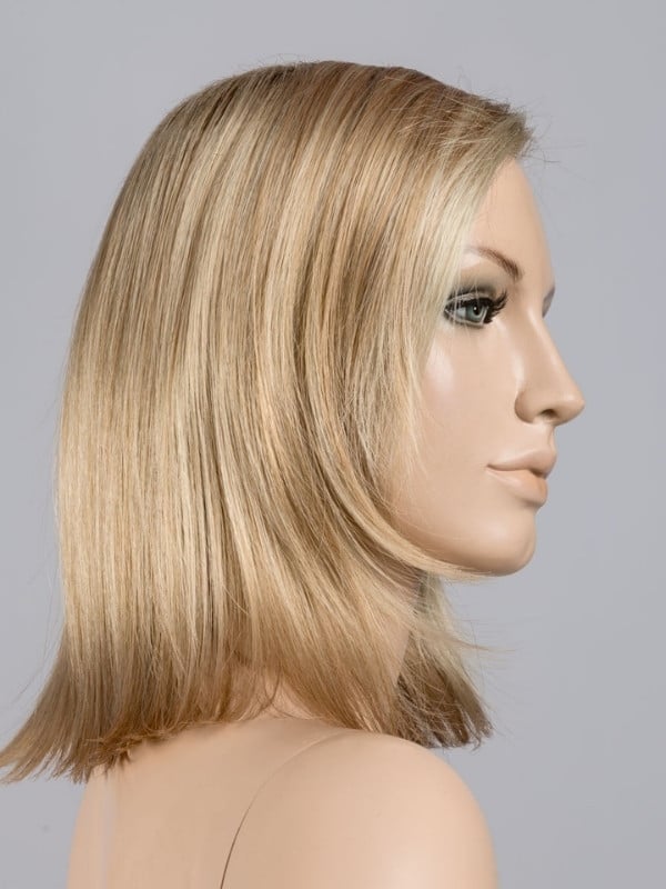 Perruque Flirt Mono Part Ellen Wille mi-longs lisse avec lace front et raie mono-filament pour un effet naturel. Découvrez les c