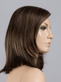 Perruque Flirt Mono Part Ellen Wille mi-longs lisse avec lace front et raie mono-filament pour un effet naturel. Découvrez les c