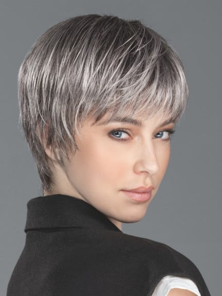 Perruque Pixie Ellen Wille courte dégradée en fibre synthétique avec frange et volume naturel, coupe jeune et féminine