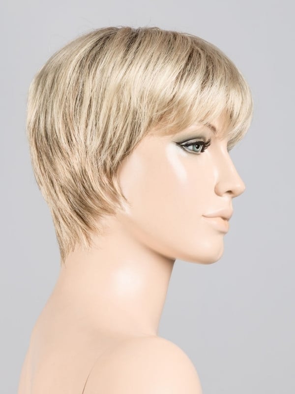 Perruque Pixie Ellen Wille courte dégradée en fibre synthétique avec frange et volume naturel, coupe jeune et féminine