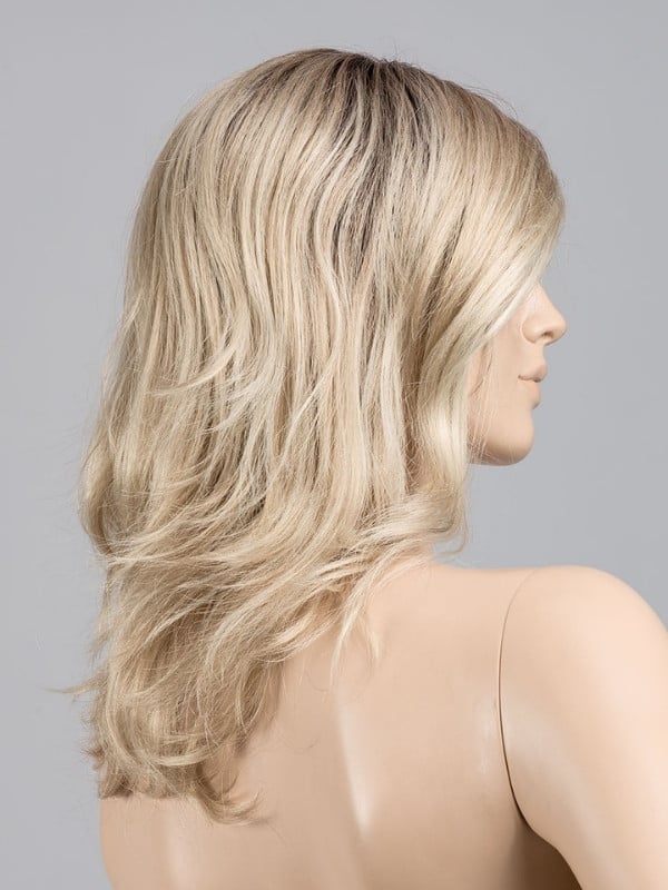Perruque Touch Mono Part Ellen Wille femme à cheveux longs ondulés, en fibre synthétique avec lace front pour un effet naturel e